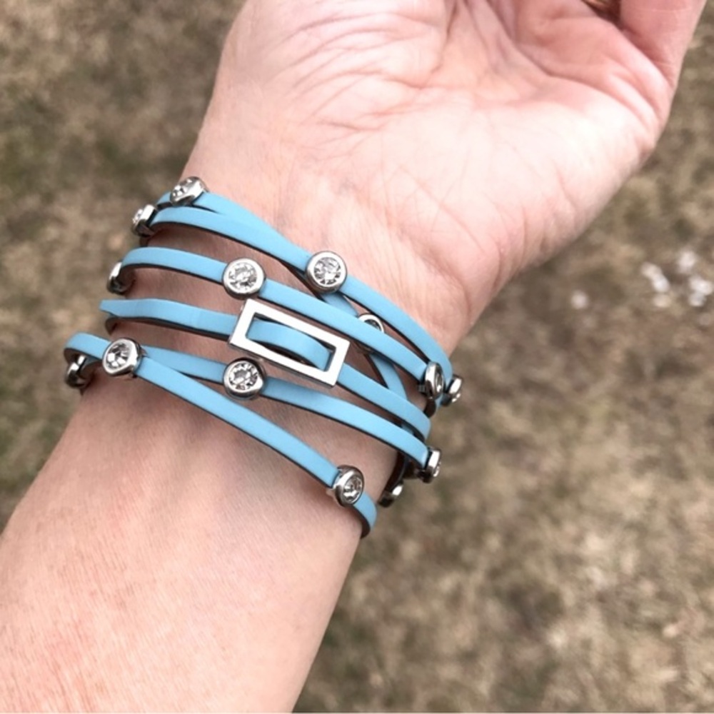 Leather wrap bracelet - baby blue - the on trend color for 2026 !